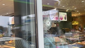 Posun v prípade streľby na čerpacej stanici: Polícia obvinila dvoch mužov