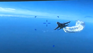 386. deň na Ukrajine: USA zverejnili video kolízie dronu s ruskou stíhačkou