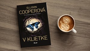 Necháva ich zomrieť vo visiacej klietke