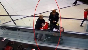 V obchode platil bankovkou určenou na filmové účely