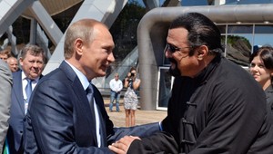 Herec Steven Seagal dostal ruský pas