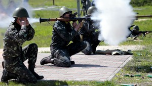 Ruská armáda nacvičuje jadrový úder, rebeli nepočúvli Putina