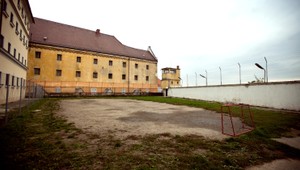 Ministerstvo spravodlivosti prepustí väzňov, pomôcť majú eurofondy