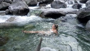 Kúpanie poslankyňu môže stáť pokutu za tisíce eur