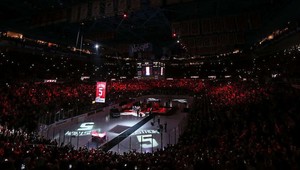 VIDEO. Detroit navždy vyradil Lidströmovu päťku