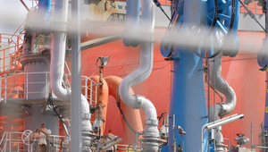 Slovensko a Maďarsko chcú spoločne na Európskom súde napadnúť chystaný zákaz ruskej ropy a plynu