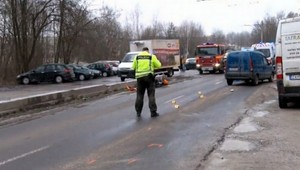 Mladík (†20) na skútri dostal šmyk, na mieste bol mŕtvy