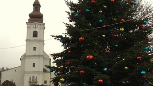 Tisícky osamelých ľudí počas Vianoc: Ako im môžeme pomôcť?
