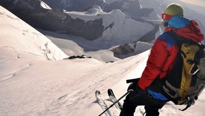 Českí horolezci ako prví na svete zlyžovali horu v Pamíre