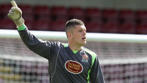 Tri tutovky za osem sekúnd! Brankár Walesu si strelcov vychutnal!