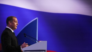 Štúdio 24: Medvedev pohrozil útokmi na Berlín. Verbálne sa utrhol z reťaze, tvrdí odborník