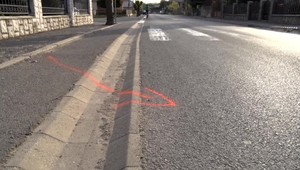 Cez cestu šla mimo priechodu. Študentka skončila s prasknutou lebkou v nemocnici