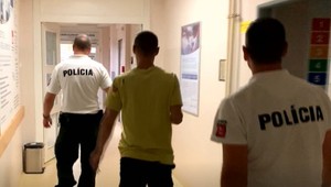 Policajti chytili v Rimavskej Sobote troch vodičov, ktorí si dali drogu