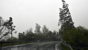 V nedeľu nás čaká mimoriadne nebezpečné počasie, upozorňuje Miriam Jarošová