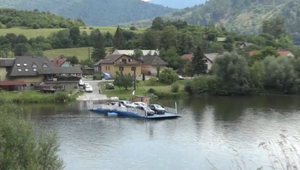 Tragická nehoda pri Váhu: 65-ročný cyklista zahynul pri pokuse o preplavbu