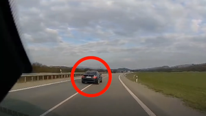 Sekundy pred nárazom: Kamera zachytila riskantnú jazdu pred tragickou nehodou