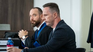 Policajta z kauzy Očistec súdia pre nezákonné lustrácie, vinu odmieta