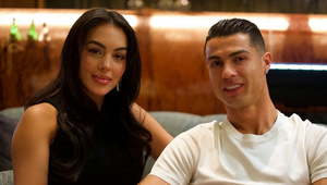 Cristiano RONALDO požiadal Georginu o ruku. Z prsteňa padnete na zadok!