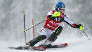 Svindal porazený v obrovskom slalome, vyhral Raich