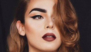 S mejkapom dokáže hotové divy: Keď sa odlíči, nebudete veriť vlastným očiam!