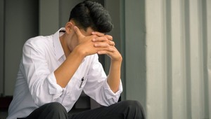 Ste príliš mladí na demenciu? 13 dôvodov, prečo môžete mať problémy s pamäťou