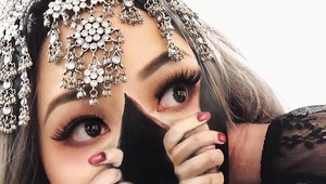 Halucinácie ju dohnali k umeniu. Vizážistka tvorí make-up, ktorý vyzerá ako Dalího diela