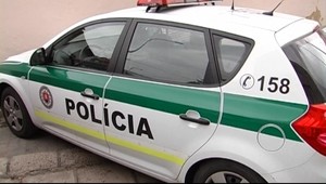 Korupční vodári. Úplatok pýtali od starostu!