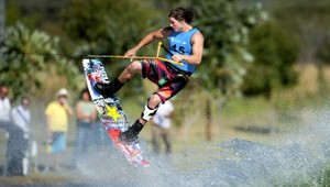 Wakeboard na Wakelake. Kúsky, čo vyrážajú dych