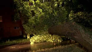 Slovenskom sa prehnala vlna silných búrok