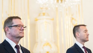 Kmec sa o svojom odvolaní dozvedel zo statusu. Hovorí o porušení koaličnej zmluvy