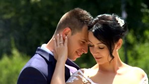 Spoznali sa netradične a ich láska pretrvala. Reportérka TV JOJ Veronika Daubnerová povedala ÁNO