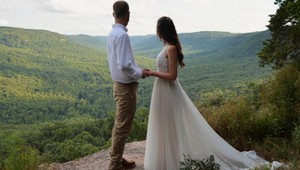 Ich svadobné fotky vydesili ľudí: Ako im TOTO mohli dovoliť?