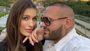 Jasmina sa dala ostrihať, zmenila aj FARBU!