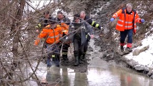 S ťažkými zraneniami uviazol muž v lese. Na mieste zasahoval vrtuľník