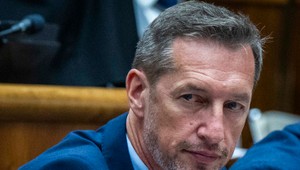 Slovensko opäť na hrane medzinárodnej hanby? Opozícia kritizuje odmietanie pandemickej dohody