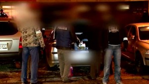 Policajná razia na košickom sídlisku, zadržali mladíka