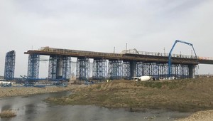 Na stavbe úseku D1 Budimír - Bidovce došlo k tragickému úrazu, zomrel pracovník