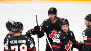 Nóri dve tretiny nevystrelili na bránku Kanady. Tá vyhrala 4:1