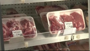 Mäso sa podľa odborníkov podieľa na produkcii skleníkových plynov. Uvažujú o zavedení dane
