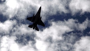 Odveta za vraždu pilota. Jordánsko bombarduje Islamský štát