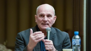 Do KDH sa vracia bývalý šéf parlamentu František Mikloško