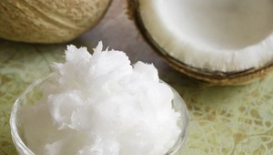 Kokosový olej je čistý jed, tvrdí profesorka z Harvardu