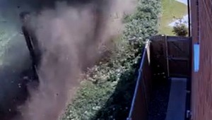 Autentické VIDEO: Výbuch PLYNU priamo pod nohami!