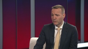 Drucker v Politika 24 pripustil, že konsolidácia škodí vláde. Hlas avizuje nové opatrenia