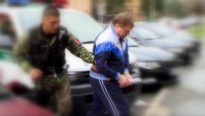 Nemáte čo fotiť? Je*** vás! Salmanov chce na slobodu