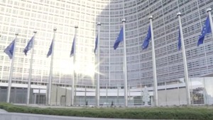 Orbánova vláda mala v Bruseli nasadenú špionážnu sieť, píše investigatívne centrum Direkt36