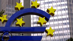 Prvá banka už hlási vážny problém. Koronakríza ovplyvnila aj bankové odvody