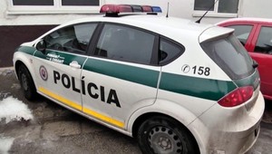 Pomáhať a chrániť? Nie vždy sa policajtom chce...