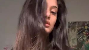 Brunetka ohúrila bohatými vlasmi po pás: Toto dokáže prírodný elixír z 3 surovín