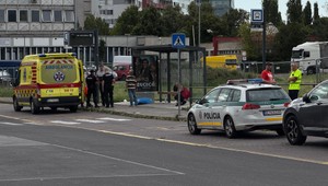 V Bratislavskom Ružinove našli na lavičke mŕtvolu
